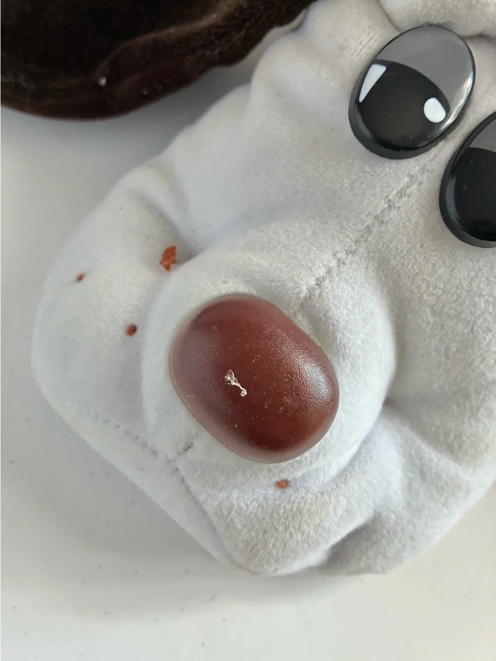 Vintage 80s White Brown Floppy Eared Pound Puppy Plush Collar